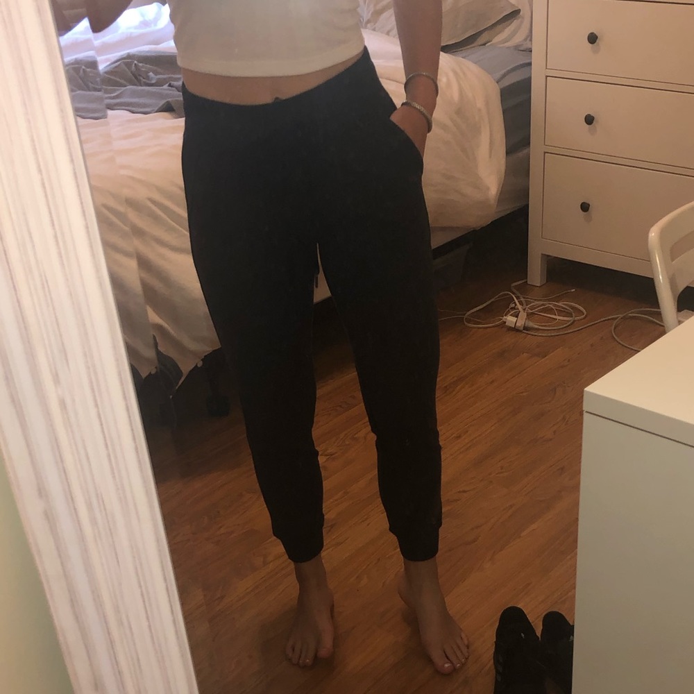 Lululemon joggers